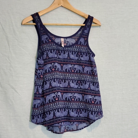 Flowy elephant tank top - Picture 1 of 3